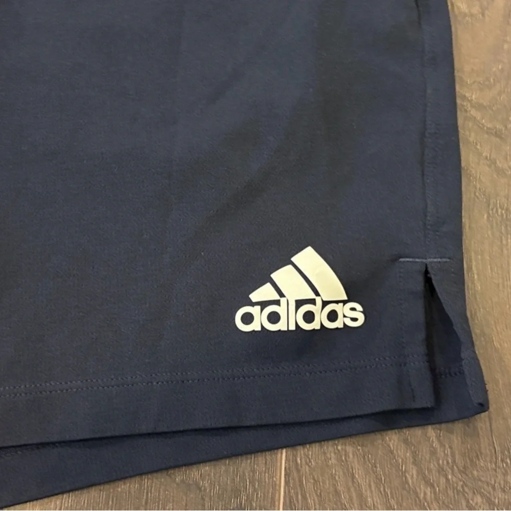 Adidas Bundle Men’s Active Navy Athletic Shorts / blue heathered Dry Fit Tee - M